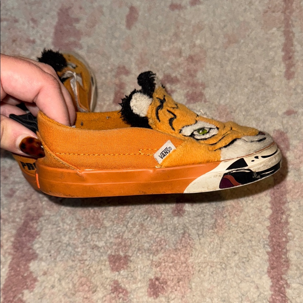 Vans Toddler Tiger Face Slip-On Sneakers - Project Cat - Size 8 - Picture 7 of 7